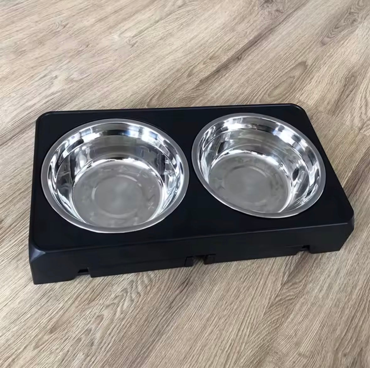 🐶 Adjustable Elevated Dog Feeder